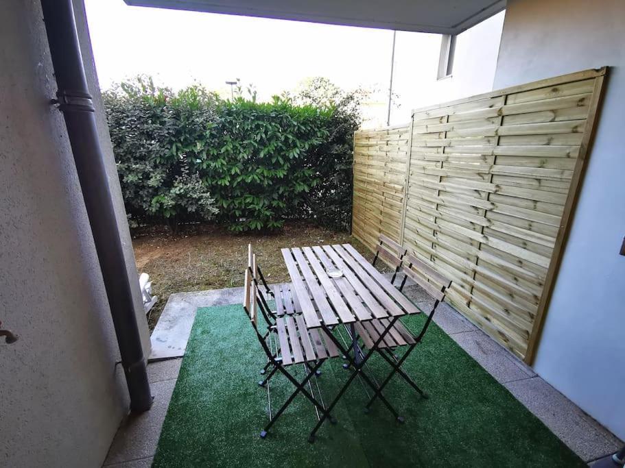 Grand Studio Lumineux Et Sa Terrasse Au Calme Тулуза Екстер'єр фото