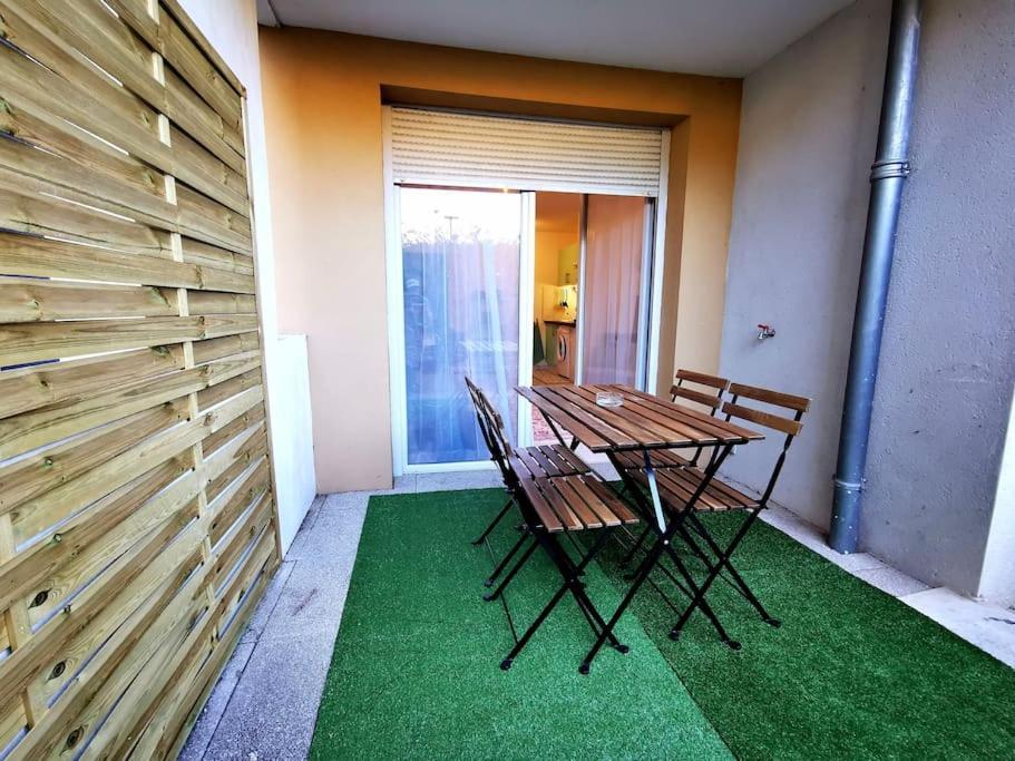 Grand Studio Lumineux Et Sa Terrasse Au Calme Тулуза Екстер'єр фото